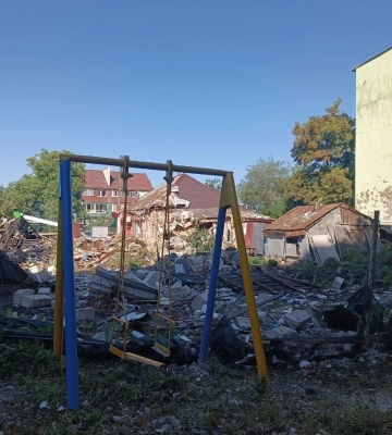 Чугуїв після смертельної атаки: мер міста показала наслідки удару БпЛА