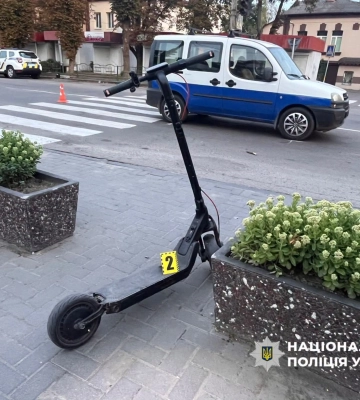 У Дубні водій Fiat збив 12-річного водія електросамоката