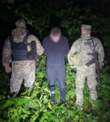 На Волині затримали чоловіка, який заблукав у лісі під час спроби незаконно перетнути кордон