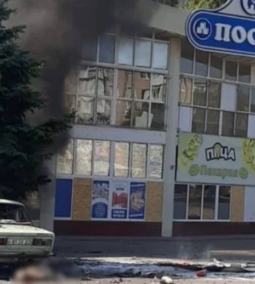 Россияне массово атакуют гражданские автомобили в Краматорске: трое погибших и четверо раненых. ФОТОрепортаж