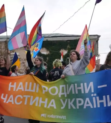 У Харкові відбувся перший з початку великої війни піший марш за права ЛГБТК+ людей