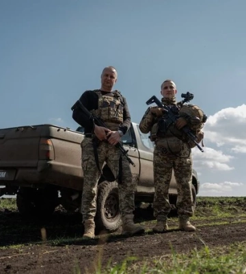 Командири зрозуміли, що бійці в полоні, за дивними відповідями по радіозв’язку. Історія неймовірного порятунку на фронті