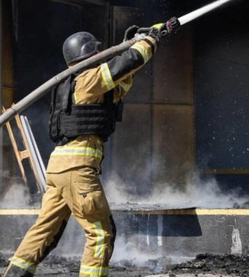 Внаслідок атаки на Рівненщині пошкоджене підприємство, на Волині постраждав обʼєкт інфраструктури