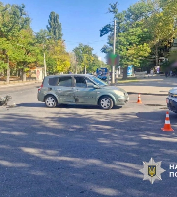 В Одесі внаслідок ДТП постраждав 41-річний мотоцикліст
