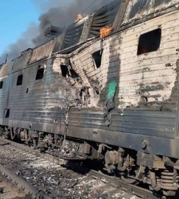 РФ атакувала локомотив пасажирського поїзда на Волині за 2 км від кордону з Польщею, - "УЗ". ВIДЕО