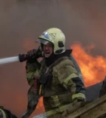 Київ під безперервними тривогами: рятувальники ДСНС працюють на межі сил