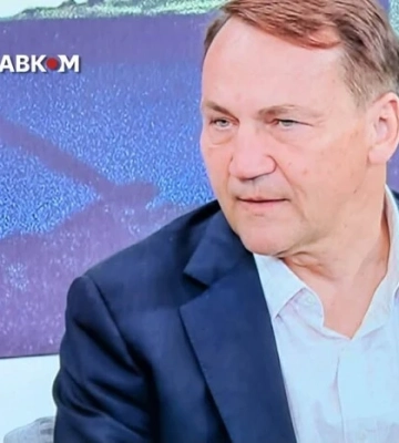 Глава МЗС Польщі пообіцяв розгромити Росію набагато скоріше, ніж українці. Але є умова