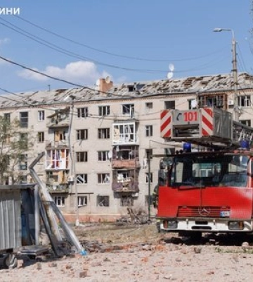 У Краматорську кількість постраждалих після авіаудару РФ зросла до шести. ФОТОрепортаж