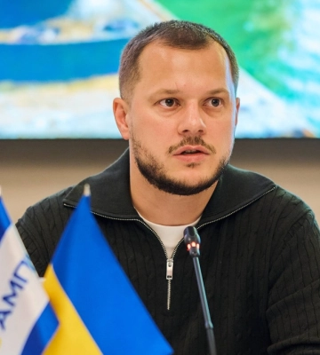 Через атаки РФ вантажопереробка портів Великої Одеси впала у понад 15 разів