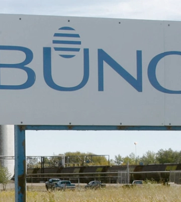 Bunge продає два цукрові заводи