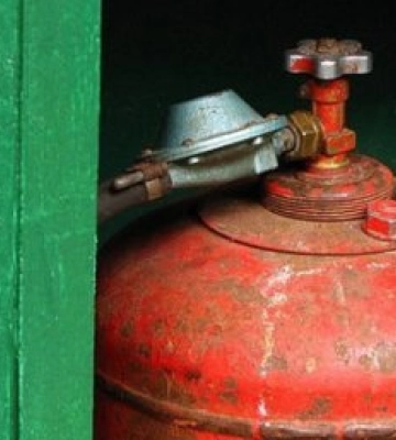 Спалахнув газ і загорілася квартира: на Мукачівщині постраждали двоє людей