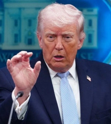 Рейтинг Трампа обвалився до рекордно низького рівня, – FT