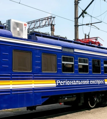 На маршруті Львів-Ужгород курсуватиме відремонтований луганський електропоїзд