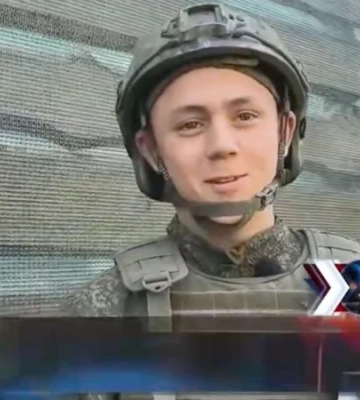 Жалуется на «оскорбления». Юноша из Херсонской области, воюющий против Украины, дал интервью российским пропагандистам