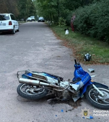 На Кіровоградщині в ДТП загинув 14-річний «байкер», 13-річного пасажира мотоцикла госпіталізували