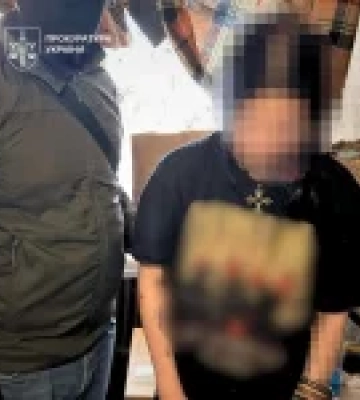 У Дніпрі затримали 22-річну жінку за підозрою в передачі даних про військових