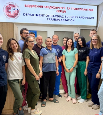 Менше 700 таких операцій на рік у світі: львівські кардіохірурги врятували 54-річного пацієнта