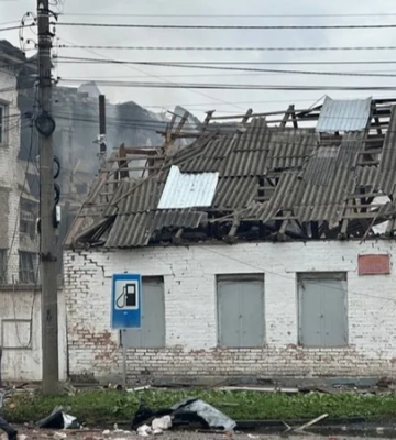 Росіяни вдарили по середмістю Прилук на Чернігівщині: троє людей загинули, семеро поранених