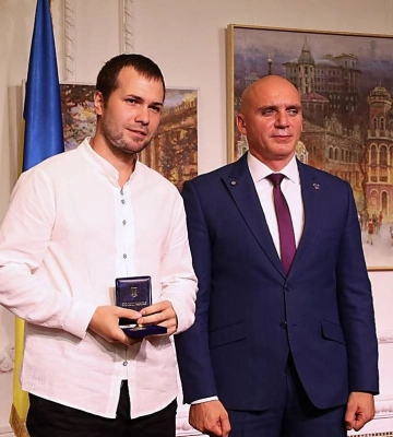Чотириразового чемпіона Паралімпіад Ігоря Цвєтова нагородили відзнакою «За заслуги перед Миколаєвом»