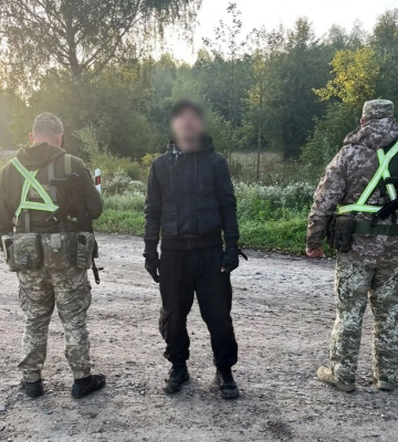 Один ішов до Білорусі, інший — до Польщі: на Волині затримали двох чоловіків, які намагалися втекти за кордон