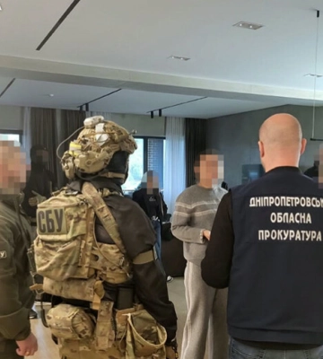 В Україні викрили схему незаконного виготовлення та збуту препарату для схуднення: підозри отримали 27 людей