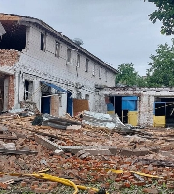 Оккупанты атаковали склады в Прилуках: есть погибшие и раненые
