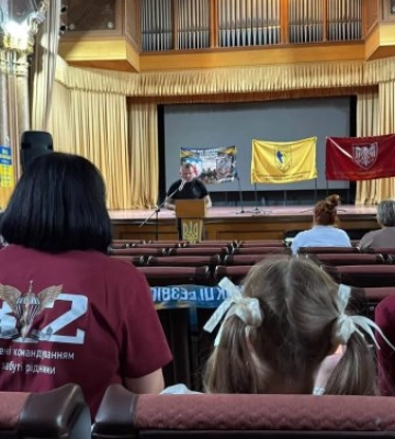 В Ужгороді родини військовополонених і зниклих безвісти отримали консультації: куди звертатися