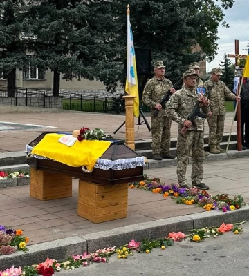 На Волині провели в останню путь Героя Андрія Лабанта, який понад був зниклим безвісти