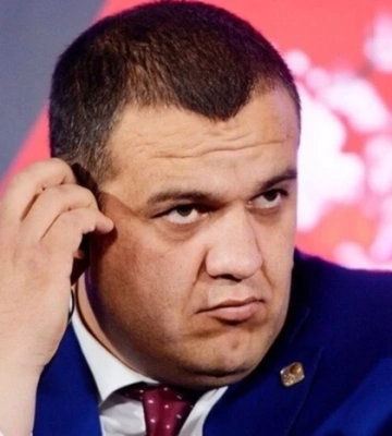 Розкішне весілля Трампа-молодшого отримало несподіваного спонсора з Росії