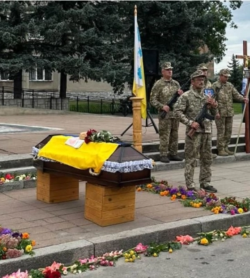 На Волині попрощалися з Героєм Андрієм Лабантом, який понад два роки вважався зниклим