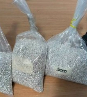 На Закарпатті у водія автобуса з Італії вилучили понад 20 кг срібла (ФОТО)