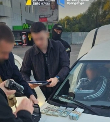 На Тернопільщині посадовців податкової викрили на вимаганні хабарів від бізнесу