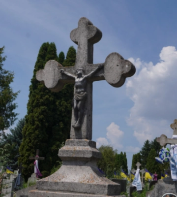 Скільки коштують пам’ятники у Луцьку