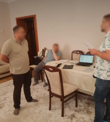 НАБУ і САП заявили про викриття посадовців Тернопільської податкової, які вимагали хабарі від бізнесу