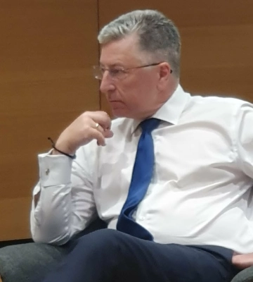 Волкер: Україна знає, як дешево збивати дрони, НАТО має це перейняти