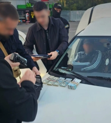 НАБУ і САП заявили про викриття посадовців Тернопільської податкової, які вимагали хабарі від бізнесу