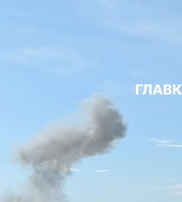 Ворожа атака на Київ: у Соломʼянському районі є влучання в нежитлову будівлю