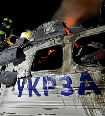Уночі на Волині через російський удар загорівся тепловоз 