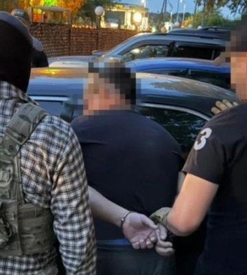СБУ викрила очільника партійного осередку відомої політсили та ексзаступника голови ДСНС, які намагалися організувати низку терактів та замах