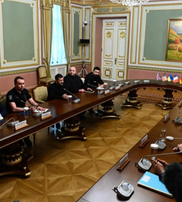 Зеленский: Два раунда переговоров завершились, ожидается третий