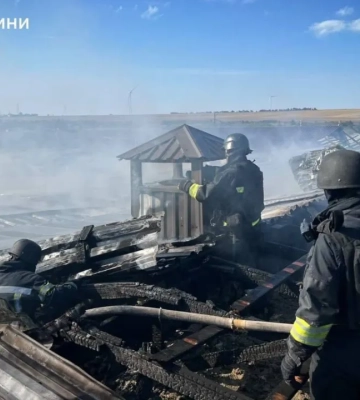 Россияне ударили по птицефабрике в Одесской области. ФОТО