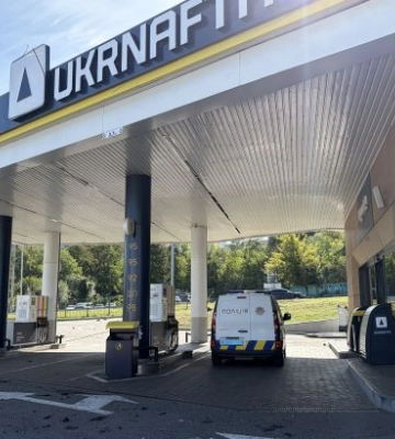 Рашисти атакували понад 15 АЗС у Києві: чи буде дефіцит пального