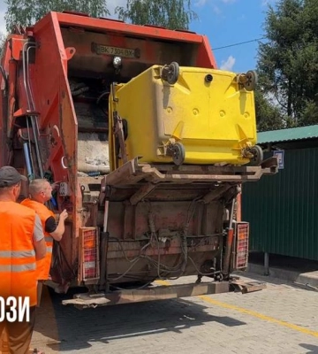 Чотири нові сміттєвози за 700 тисяч євро: як Рівне переходить на роздільний збір відходів (ВІДЕО)