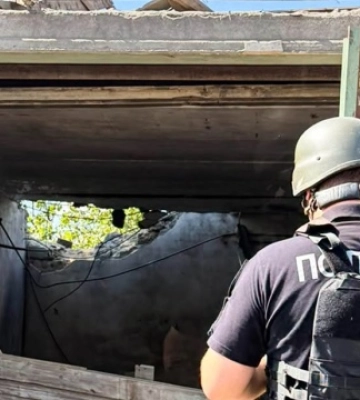 На Миколаївщині росіяни атакували дронами сільгосппідприємство, поранений чоловік