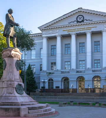 «Дніпровська політехніка» увійшла до 12 університетів України, відібраних для проєкту CampeX