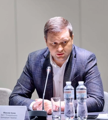 ЗМІ: “Управлінські функції” в ОГП виконує Максим Крим, у дружини якого знайшли паспорт РФ