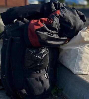 Чоловік після понад 4 років життя в окупованих Олешках виїхав до рідних на Волинь