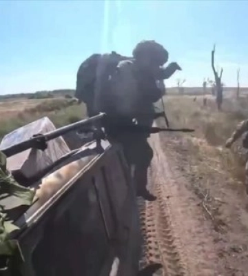 Український дрон зробив окупанта однооким: "Где воздух-то, бл#дь?! Глаз, сука! Глаз!!!". ВIДЕО