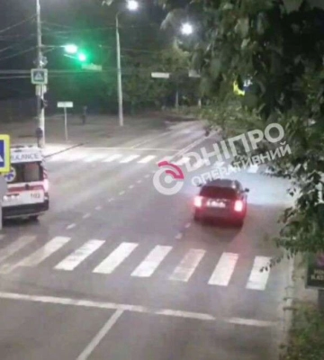 В Днепре на просп. Науки Skoda сбила пешехода: мужчина погиб на месте