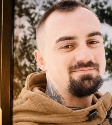 Передчасно обірвалося життя: до рідного дому на Волинь «на щиті» повертається молодий захисник Олександр Круковець